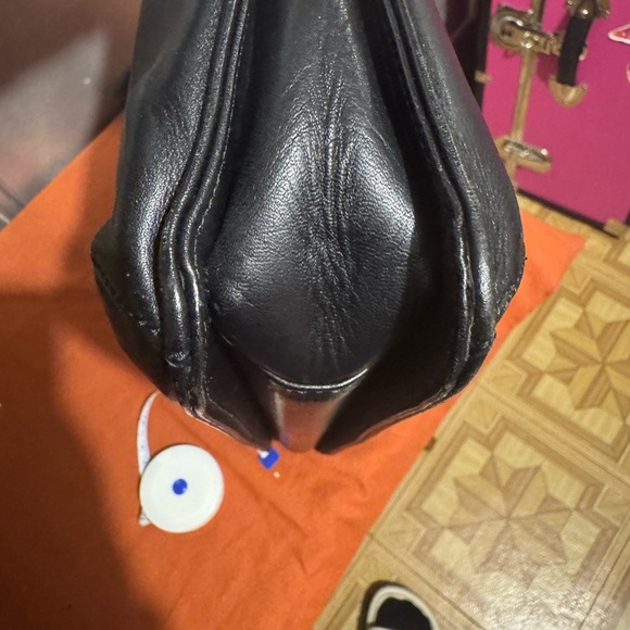 Givenchy Whip Leather Bag - Picture 5 of 16